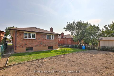 Photo 35 at 61 Bartel Drive, Jane Heights, Toronto