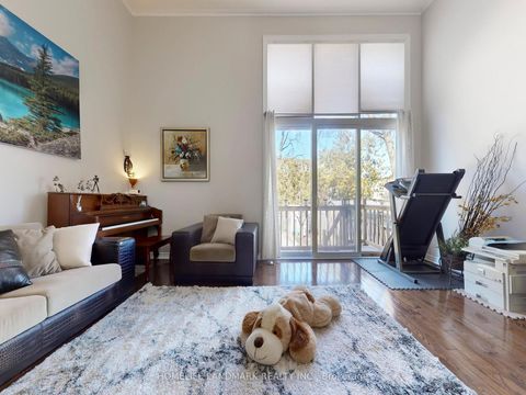 Photo 6 at 139 Chipwood Crescent, Pleasant View, Toronto