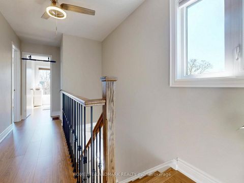 Photo 22 at 139 Chipwood Crescent, Pleasant View, Toronto