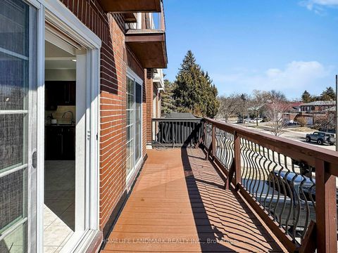 Photo 40 at 139 Chipwood Crescent, Pleasant View, Toronto