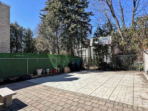 Photo 48 at 139 Chipwood Crescent, Pleasant View, Toronto