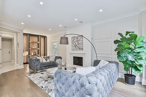 Photo 13 at 11 Gatcombe Circle, Mill Pond, Richmond Hill