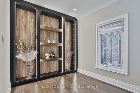 Photo 14 at 11 Gatcombe Circle, Mill Pond, Richmond Hill