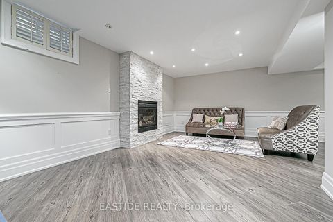 Photo 40 at 11 Gatcombe Circle, Mill Pond, Richmond Hill