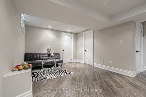 Photo 44 at 11 Gatcombe Circle, Mill Pond, Richmond Hill