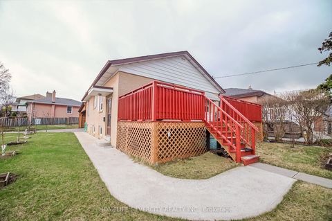 Photo 1 at 10 Coppermill Drive, Kipling, Toronto