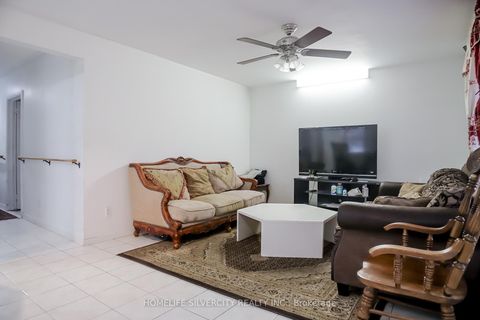 Photo 8 at 10 Coppermill Drive, Kipling, Toronto