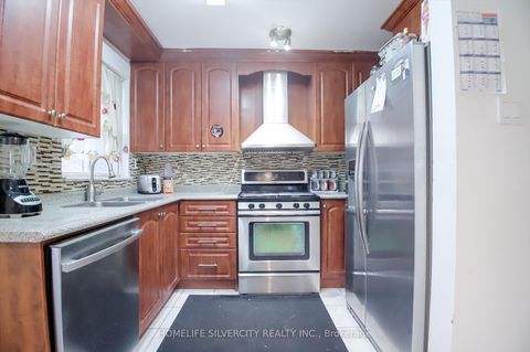 Photo 15 at 10 Coppermill Drive, Kipling, Toronto