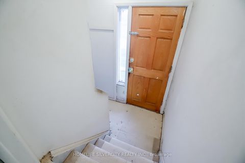 Photo 27 at 10 Coppermill Drive, Kipling, Toronto