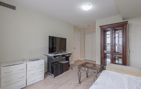 Photo 16 at 1610 - 310 Burnhamthorpe Road W, City Centre, Mississauga
