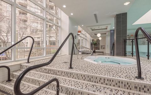 Photo 31 at 1610 - 310 Burnhamthorpe Road W, City Centre, Mississauga