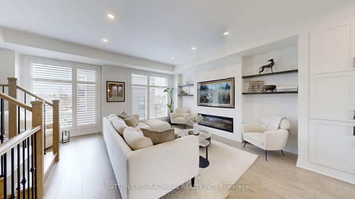 Photo 1 at 60 Juneau Street, East Woodbridge, Vaughan