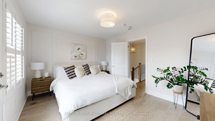 Photo 10 at 60 Juneau Street, East Woodbridge, Vaughan