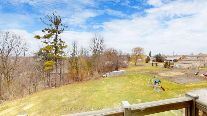 Photo 23 at 60 Juneau Street, East Woodbridge, Vaughan