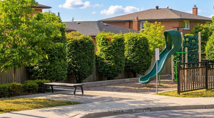 Photo 28 at 60 Juneau Street, East Woodbridge, Vaughan