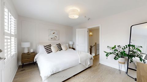 Photo 10 at 60 Juneau Street, East Woodbridge, Vaughan