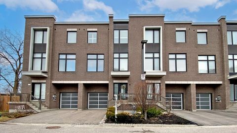 Photo 26 at 60 Juneau Street, East Woodbridge, Vaughan