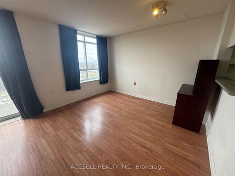 Photo 5 at 1008 - 650 Lawrence Avenue W, Lawrence, Toronto