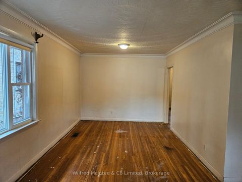 Photo 7 at 69 Haliburton Avenue, City Centre West, Toronto