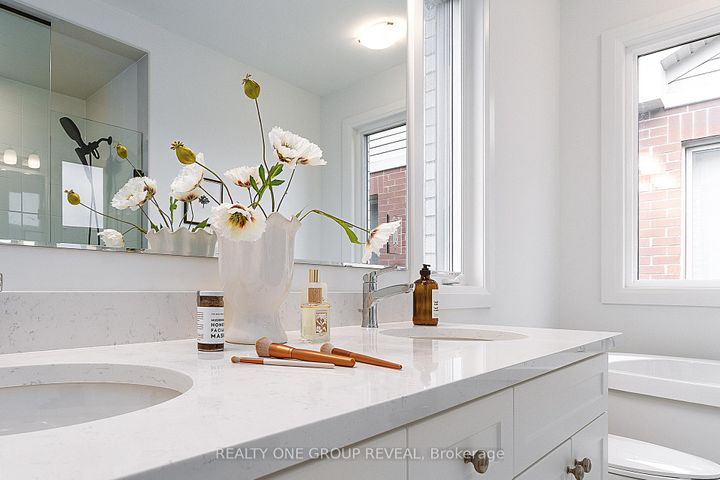 Photo 37 at 3376 Marchington Square, Rural Pickering, Pickering