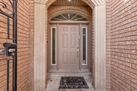 Photo 4 at 10 Gorman Park Road, Clanton Park, Toronto