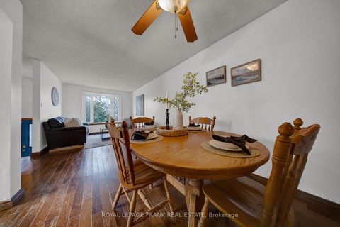 Photo 14 at 2 Fairbairn Court S, Bowmanville, Clarington