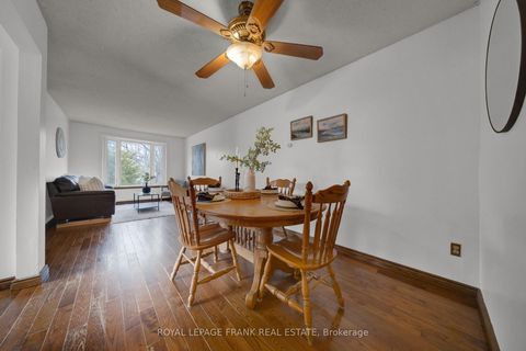 Photo 15 at 2 Fairbairn Court S, Bowmanville, Clarington