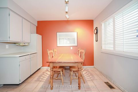 Photo 3 at 47 Saint Georges Road, Humber Valley, Toronto