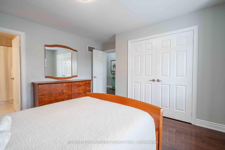 Photo 40 at 3220 SORRENTO Crescent, Alton, Burlington