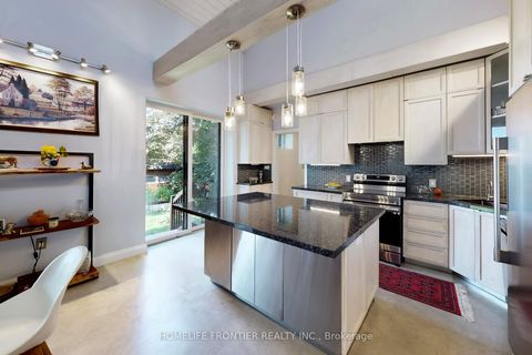 Photo 11 at 44 Irving Drive, Pefferlaw, Georgina