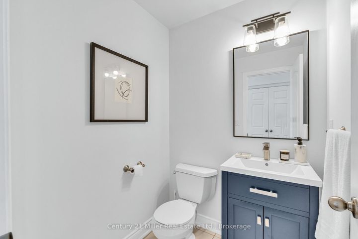 Photo 15 at 202 Innville Crescent, BR Bronte, Oakville