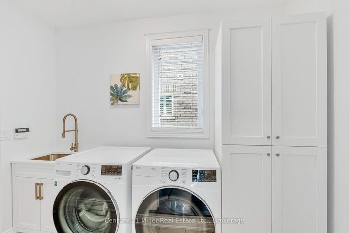 Photo 18 at 202 Innville Crescent, BR Bronte, Oakville