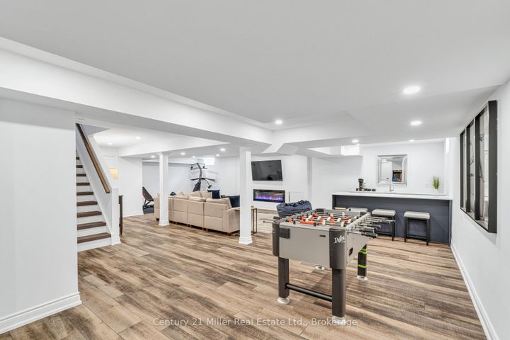 Photo 33 at 202 Innville Crescent, BR Bronte, Oakville