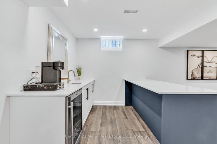 Photo 36 at 202 Innville Crescent, BR Bronte, Oakville