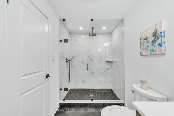 Photo 38 at 202 Innville Crescent, BR Bronte, Oakville