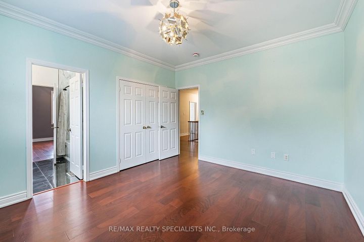 Photo 24 at 85 Bloomsbury Avenue, Vales of Castlemore, Brampton