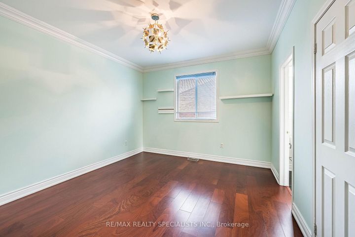 Photo 25 at 85 Bloomsbury Avenue, Vales of Castlemore, Brampton