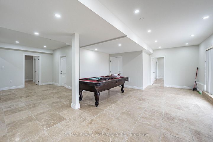 Photo 36 at 85 Bloomsbury Avenue, Vales of Castlemore, Brampton