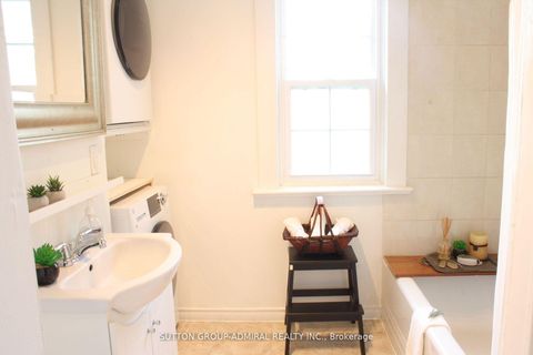 Photo 25 at 117 BELLHAVEN Road, Woodbine Corridor, Toronto