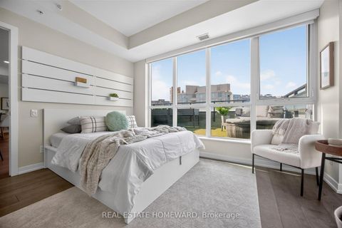 Photo 16 at 623 - 38 Howard Park Avenue, Roncesvalles, Toronto