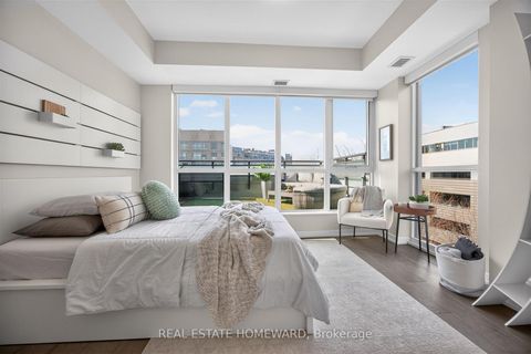 Photo 17 at 623 - 38 Howard Park Avenue, Roncesvalles, Toronto