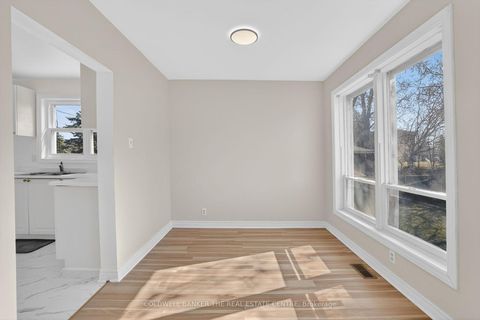 Photo 10 at 226 Septonne Avenue, London, Newmarket