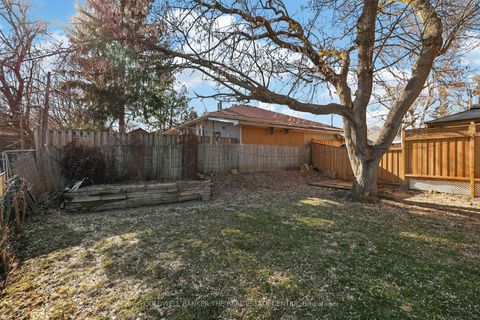 Photo 24 at 226 Septonne Avenue, London, Newmarket