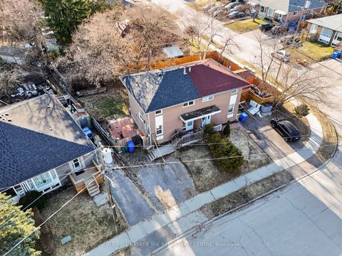 Photo 28 at 226 Septonne Avenue, London, Newmarket