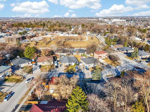 Photo 32 at 226 Septonne Avenue, London, Newmarket