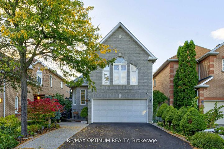 Photo 1 at 3 Sweet Briar Lane, Snelgrove, Brampton
