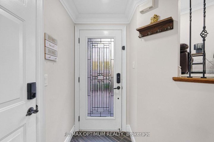 Photo 5 at 3 Sweet Briar Lane, Snelgrove, Brampton