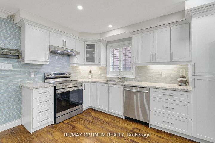 Photo 12 at 3 Sweet Briar Lane, Snelgrove, Brampton