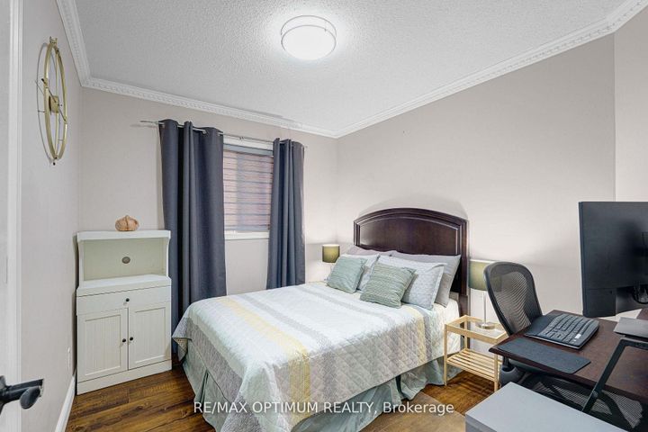 Photo 22 at 3 Sweet Briar Lane, Snelgrove, Brampton