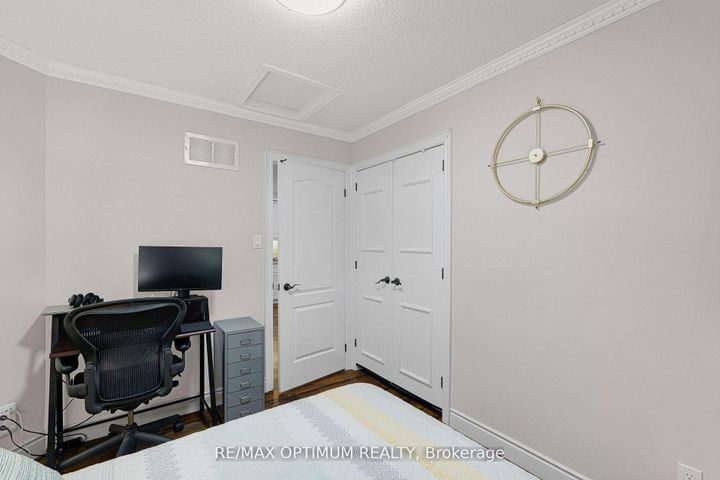 Photo 23 at 3 Sweet Briar Lane, Snelgrove, Brampton